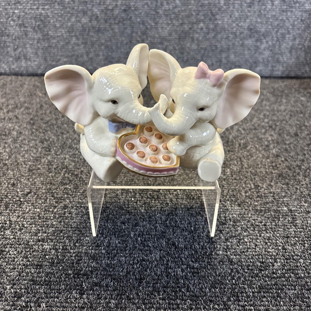 Lenox~You Are So Sweet~Elephants/Gold Trim/Love